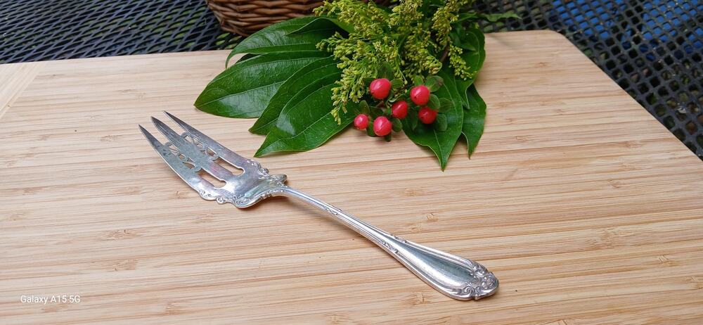 Vintage cutlery Wallace Silver Plated Cake Fork, Elegant Wedding Serving Piece